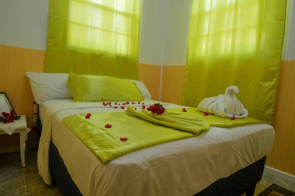 River Breeze Villa, 5 Minutes To Beach And Town Soufrière 0*,  Santa Lucia