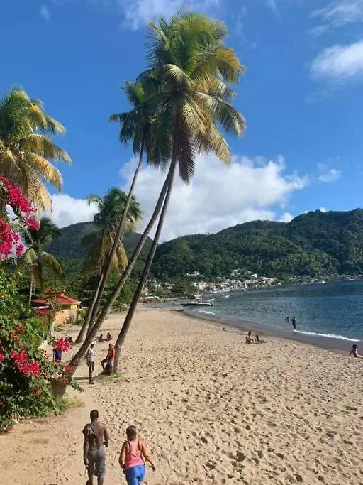 River Breeze Villa, 5 Minutes To Beach And Town Soufrière